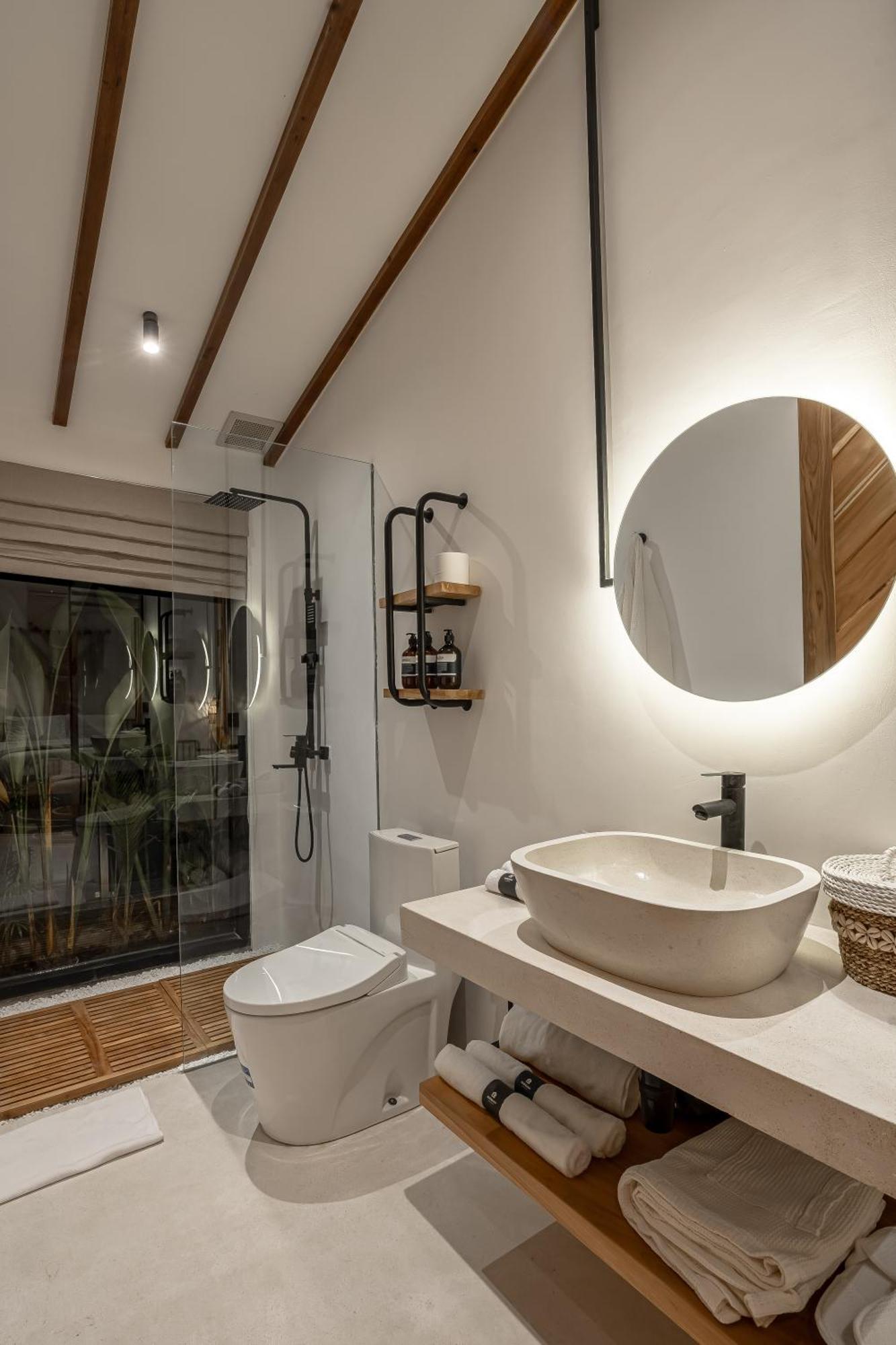 Udara Villa By Evdekimi Ubud الغرفة الصورة